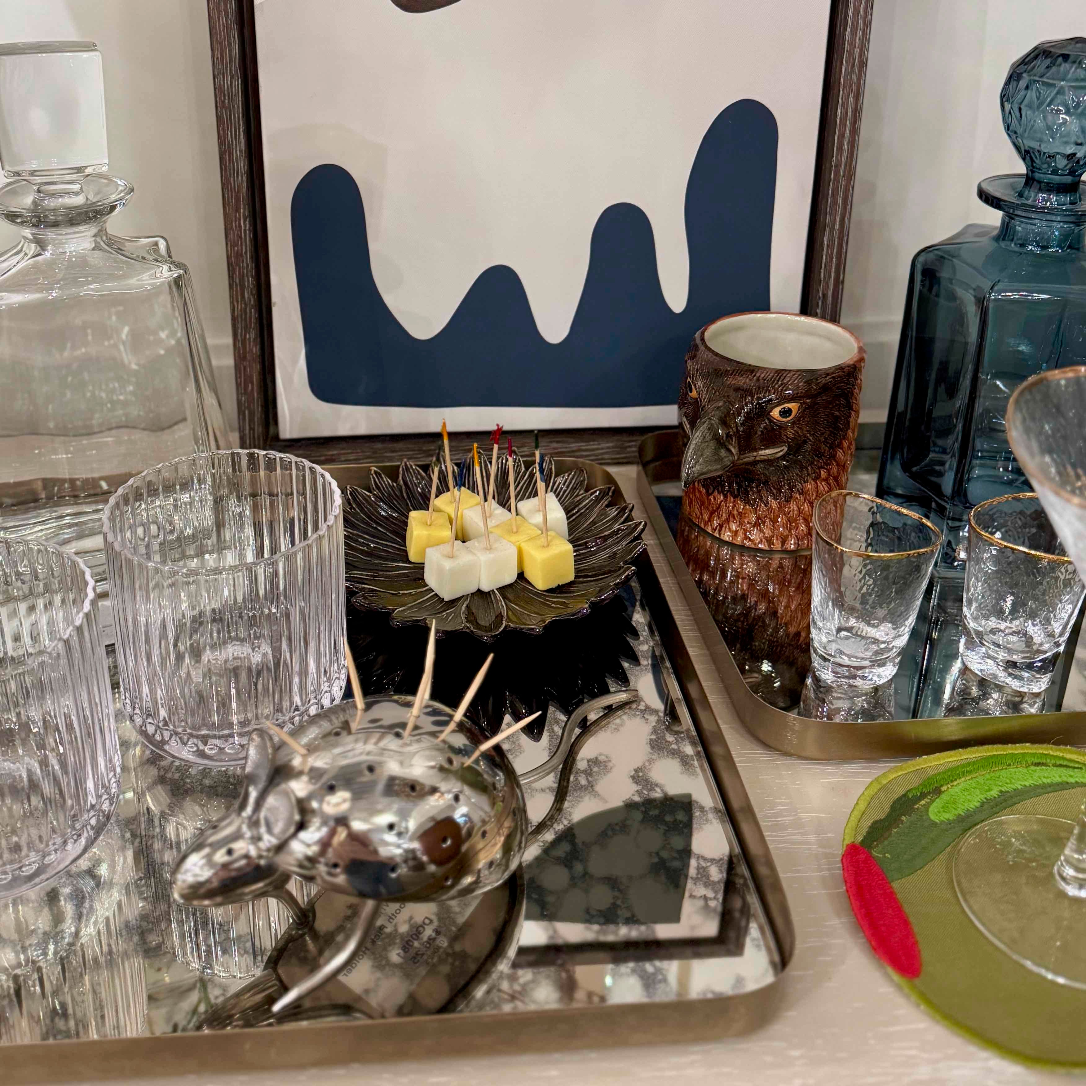 Antiqued Mirror Tray Duo