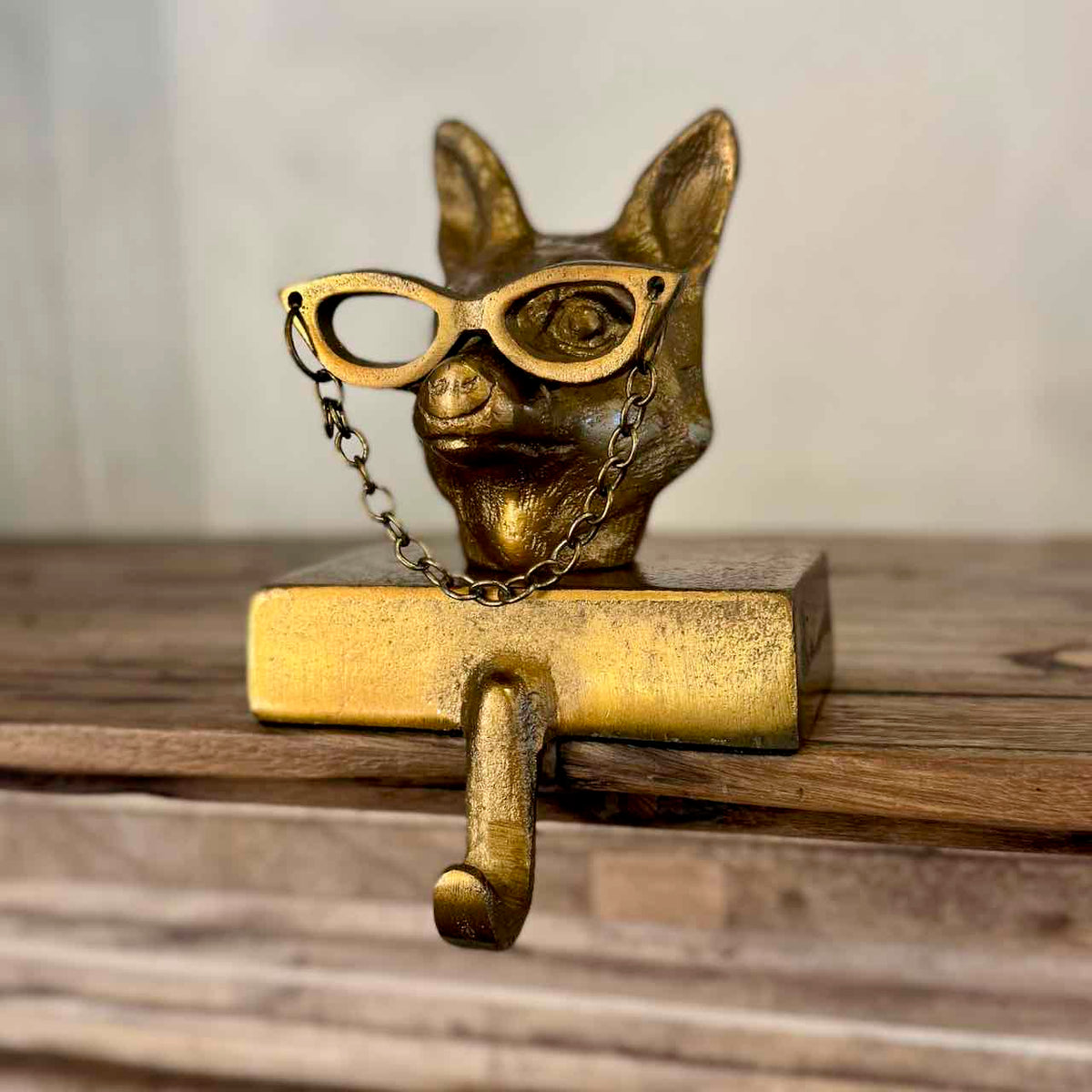 Eloise the Fox Stocking Holder