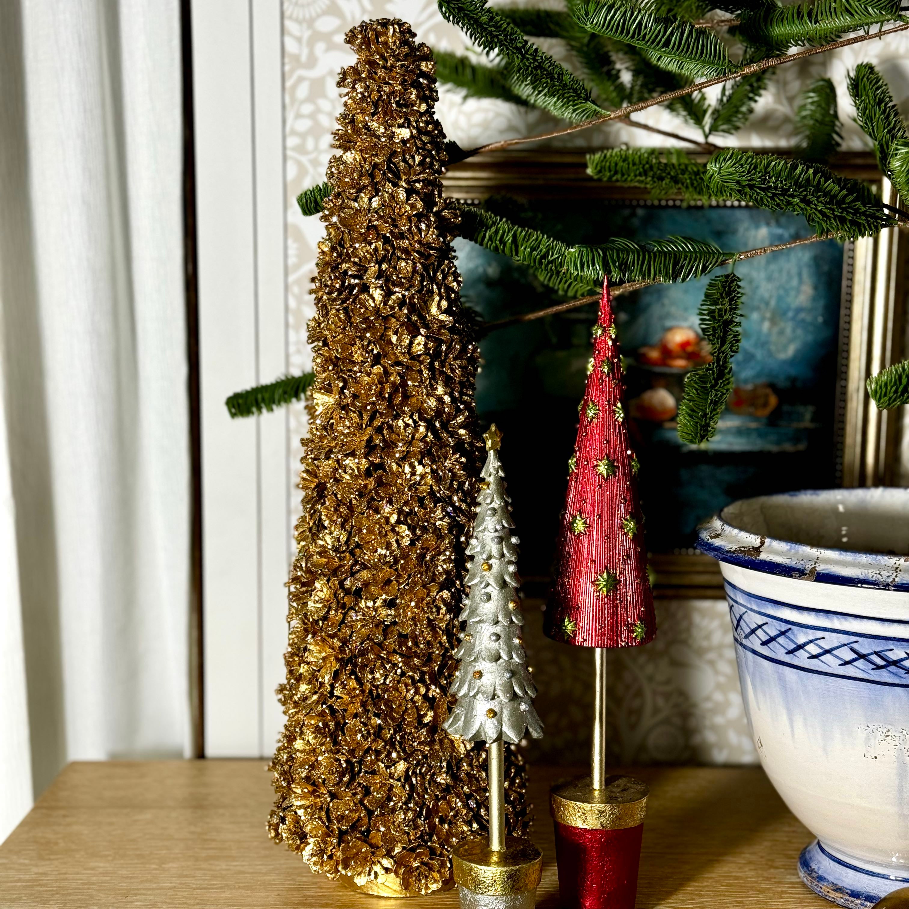 Gold Pine Cone Tree 24"