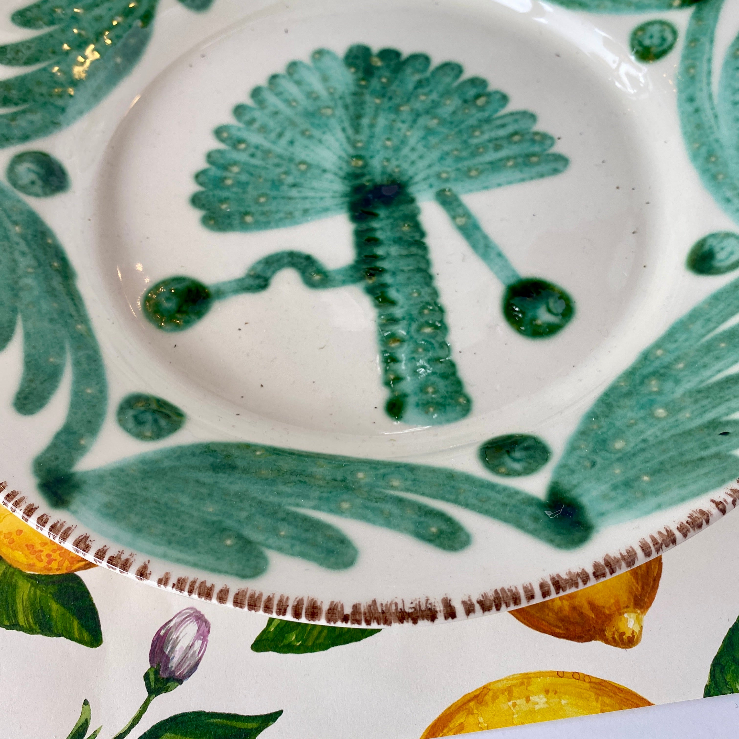 Luzia Palm Plate Green