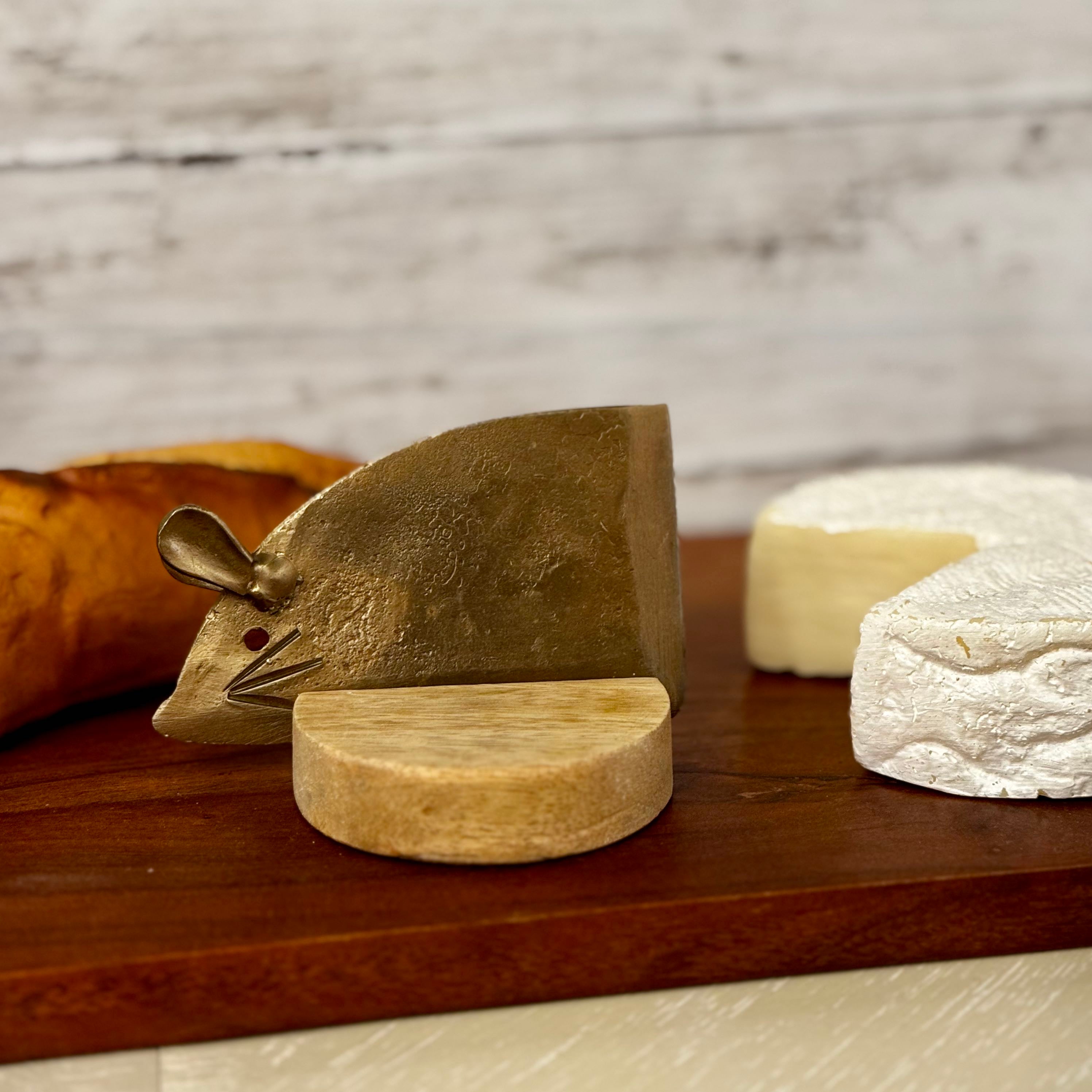 Mabry the Mouse Cheese Knife with Stand