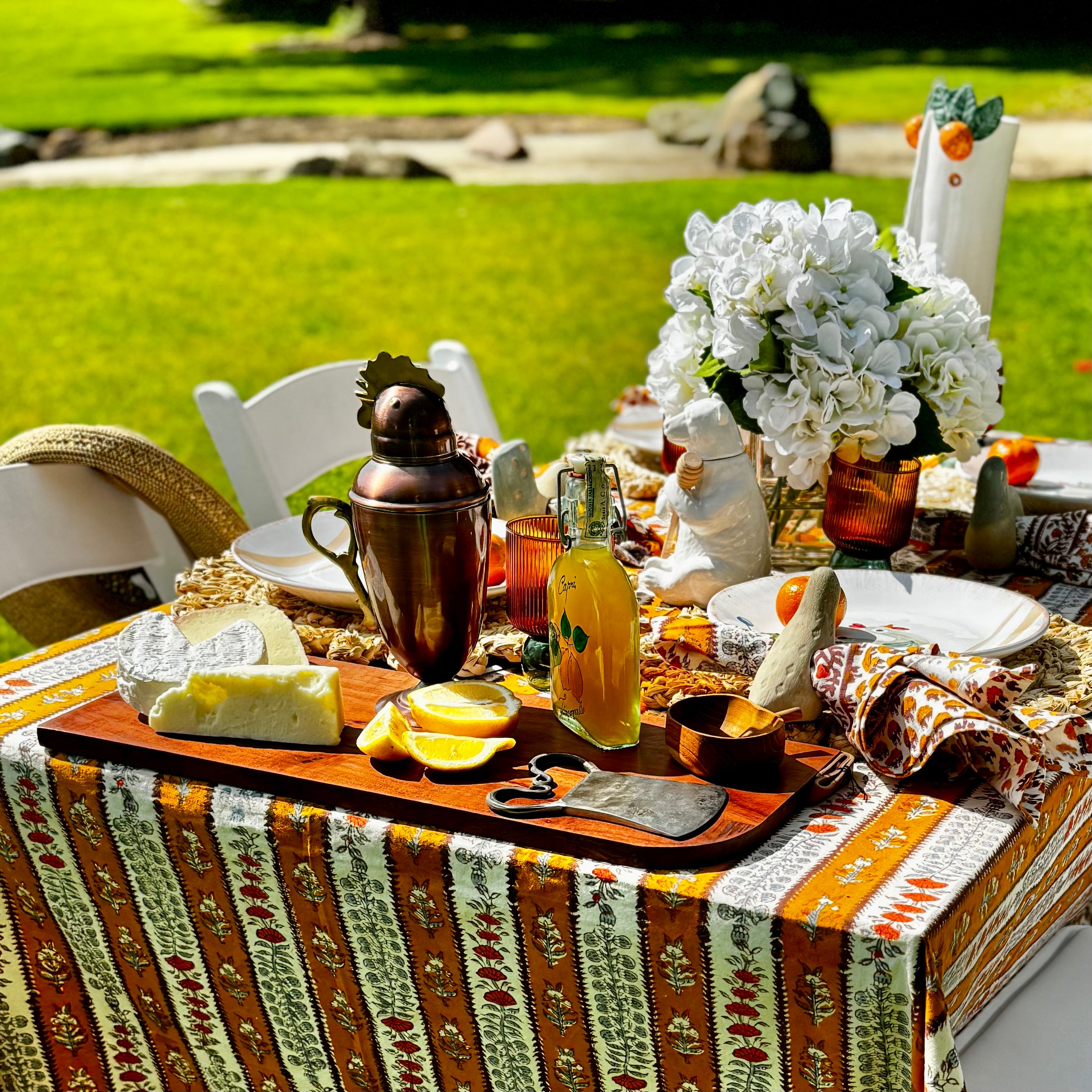 Vintage Style Rooster Cocktail Shaker