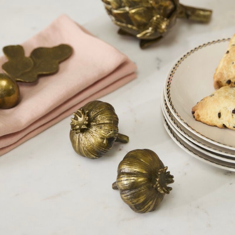 Golden Garlic Sculpture