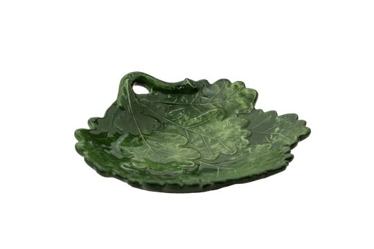 Nature inspired majolica. Leaf dinnerware patterned after the Prosecco vineyards adorning the countryside. Handmade in Italy.