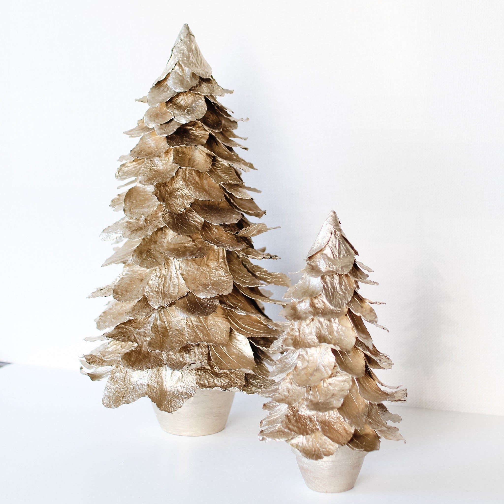 Golden Leaves Christmas Tree 18"