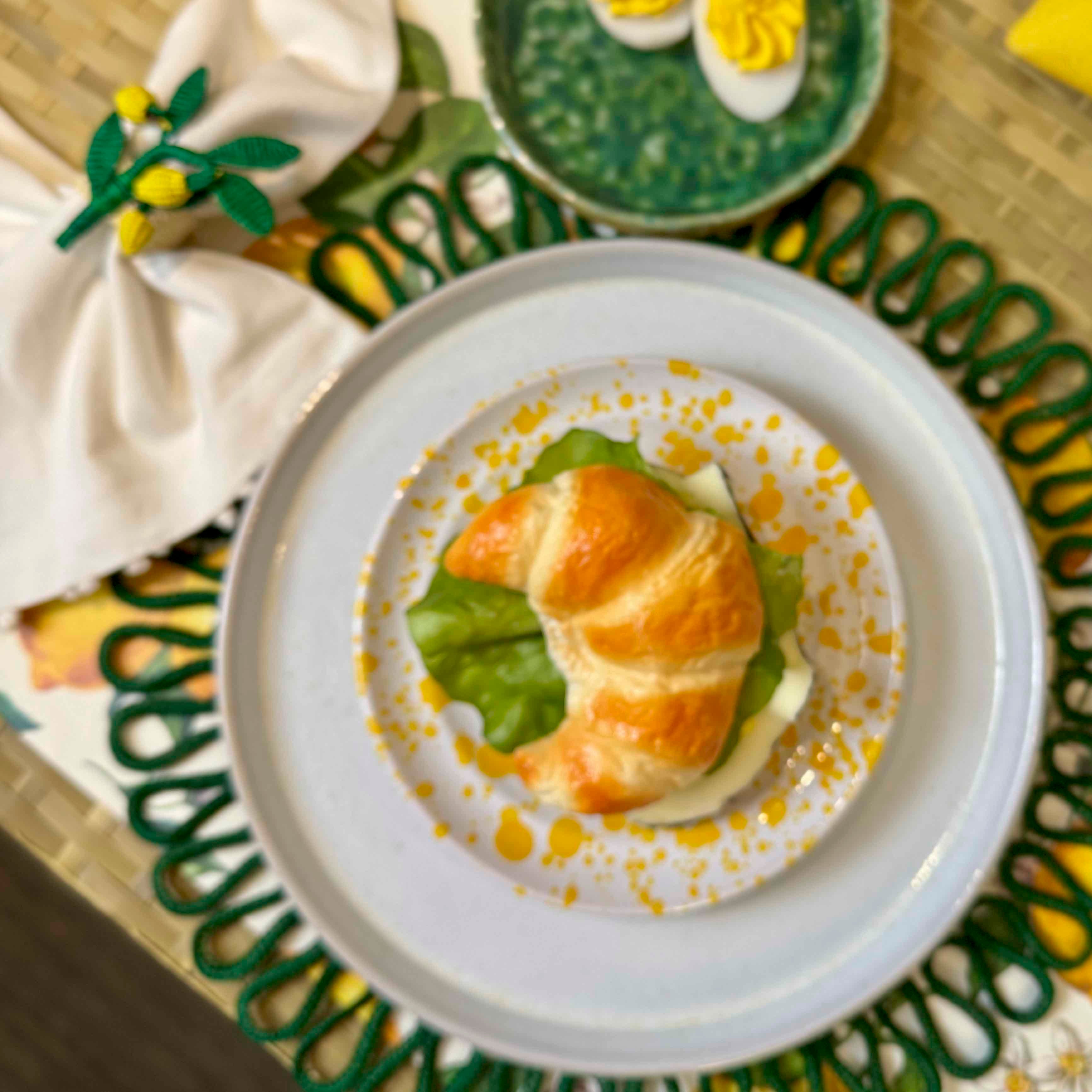 Lemon Branch Napkin Ring