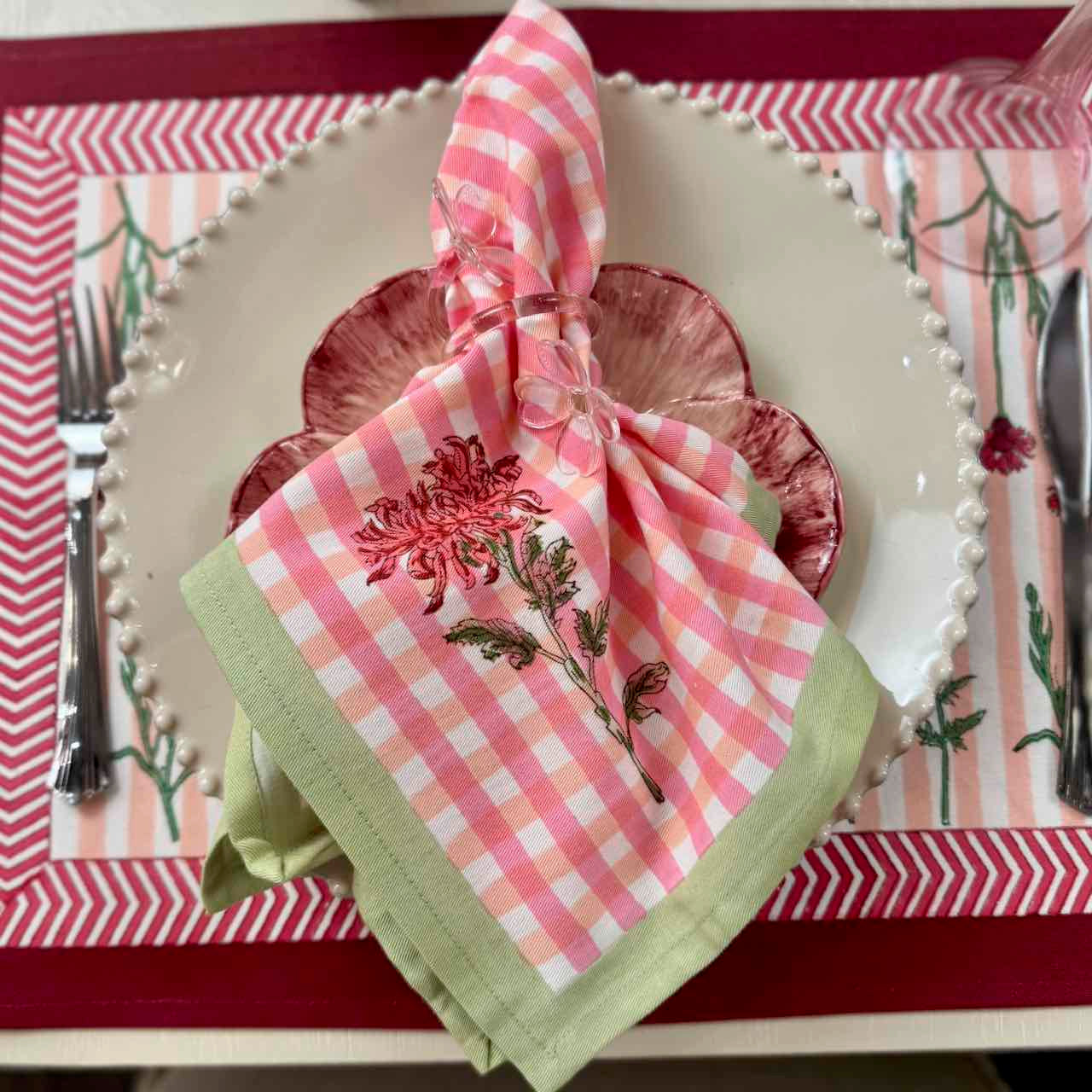 Pink Glass Flower Napkin Ring