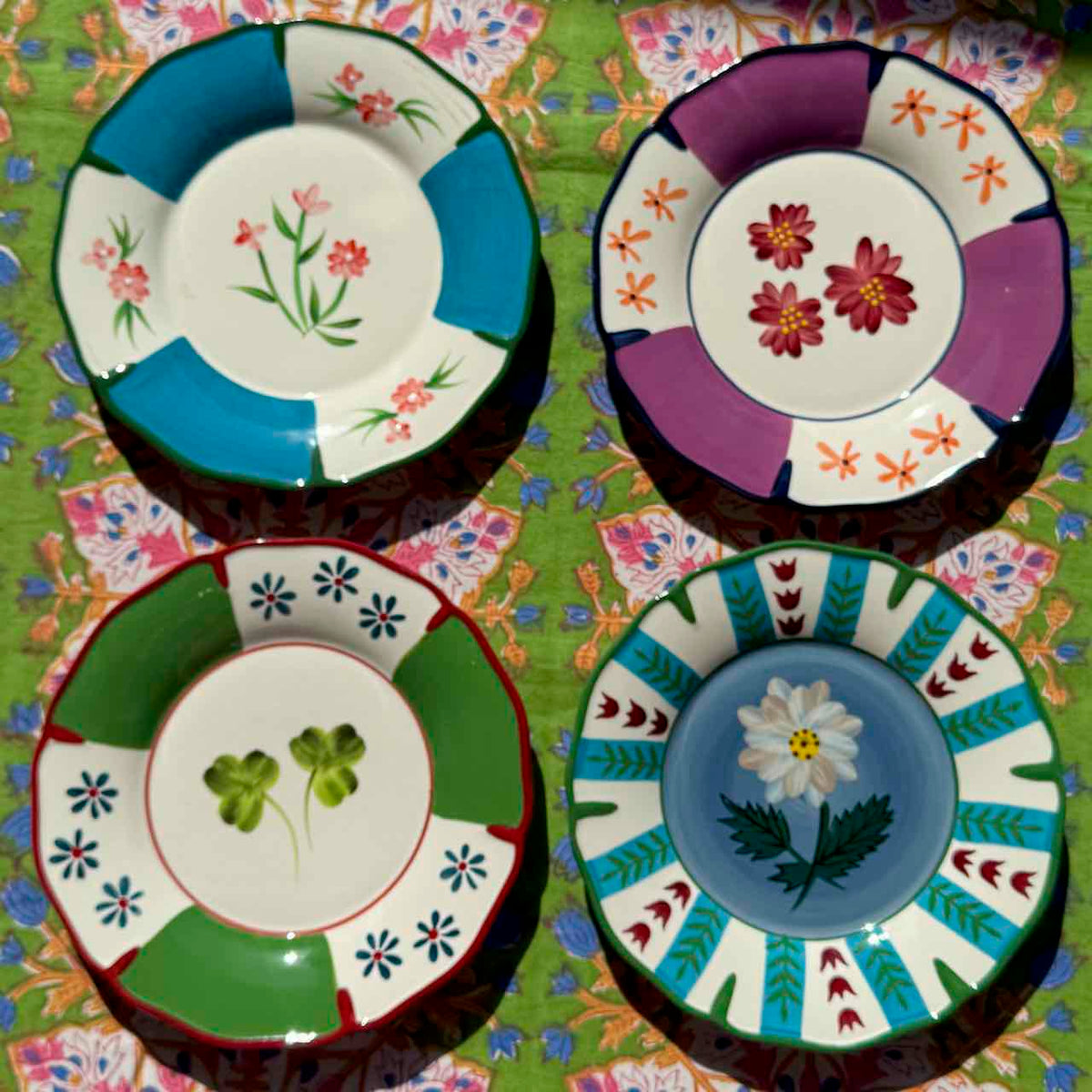Botanical Gracie Plates - Set of 4