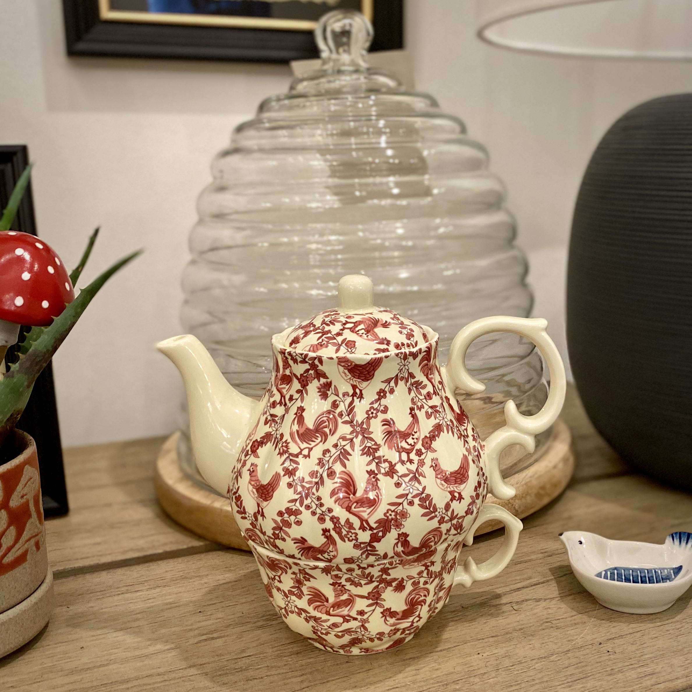 Red Rooster Stacked Tea Pot