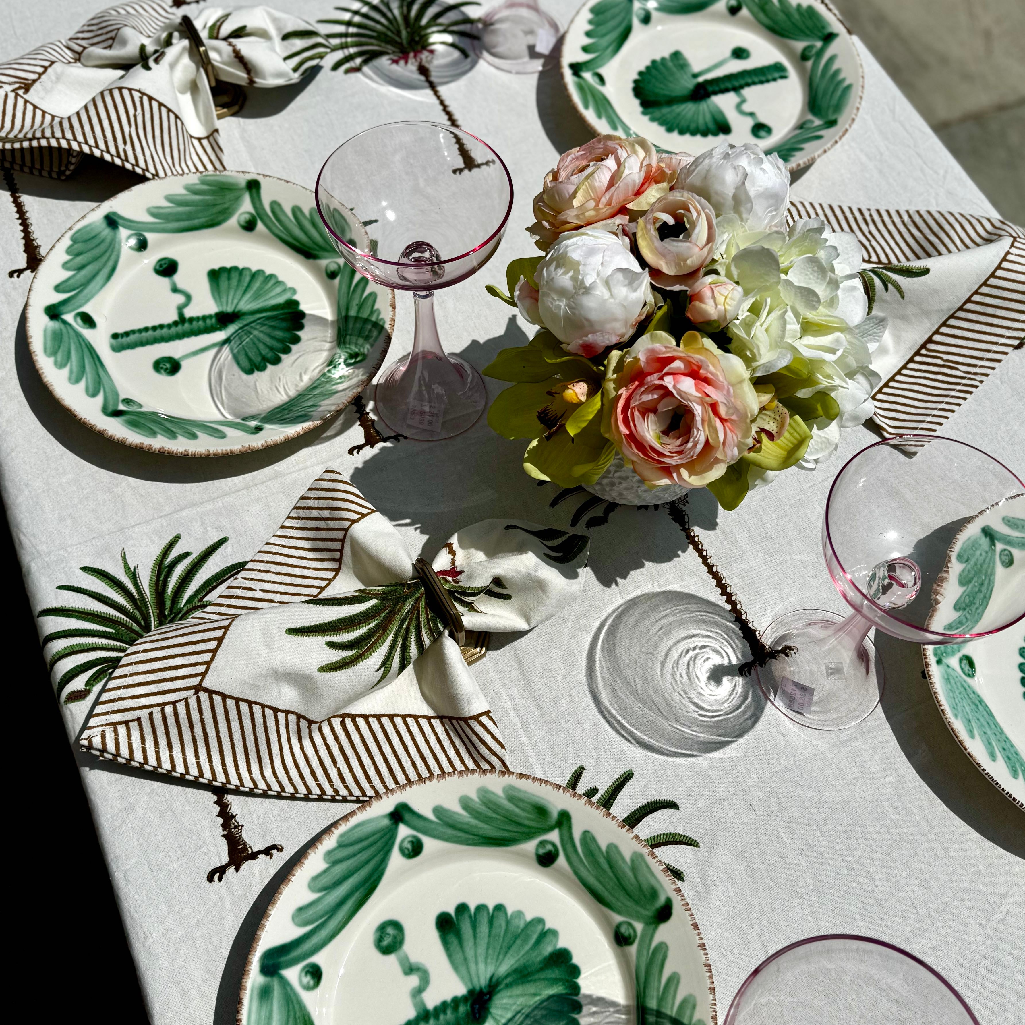 Luzia Palm Plate Green