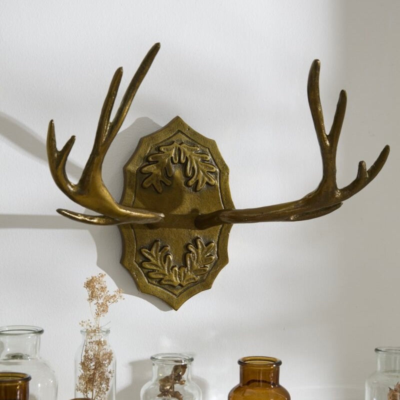 Oak Leaf Antler Wall Mount Large
