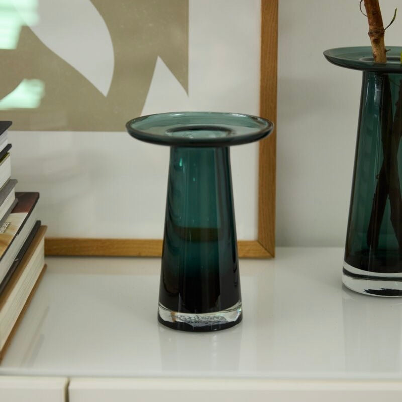 Pedestal Vase Small