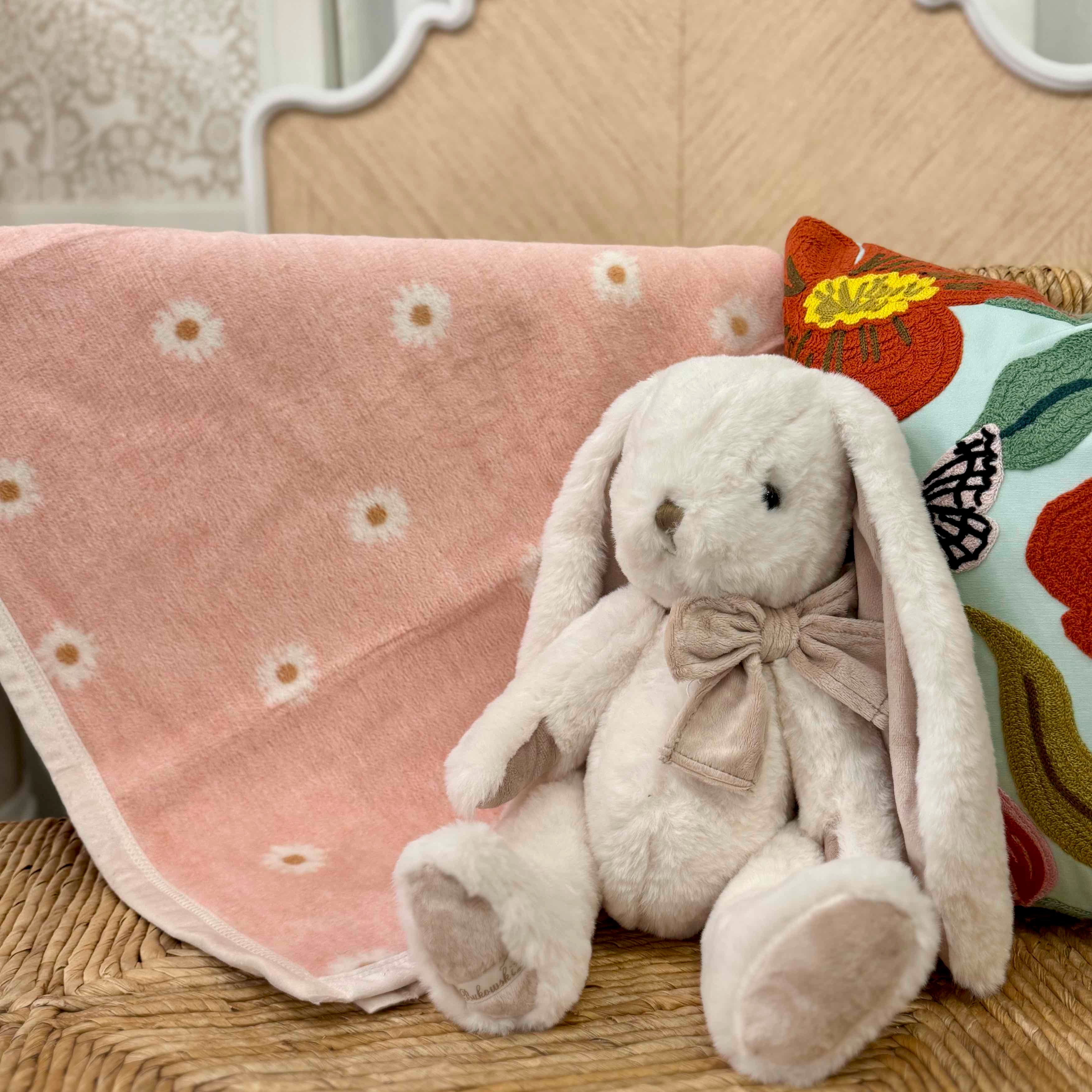 Lazy Daisies Mini Blanket