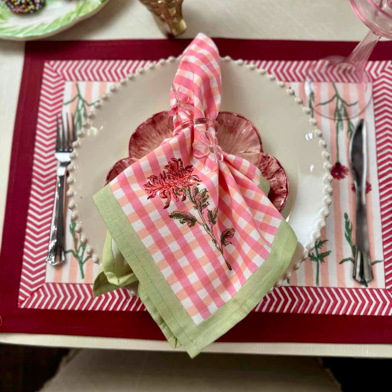 Pink Glass Flower Napkin Ring