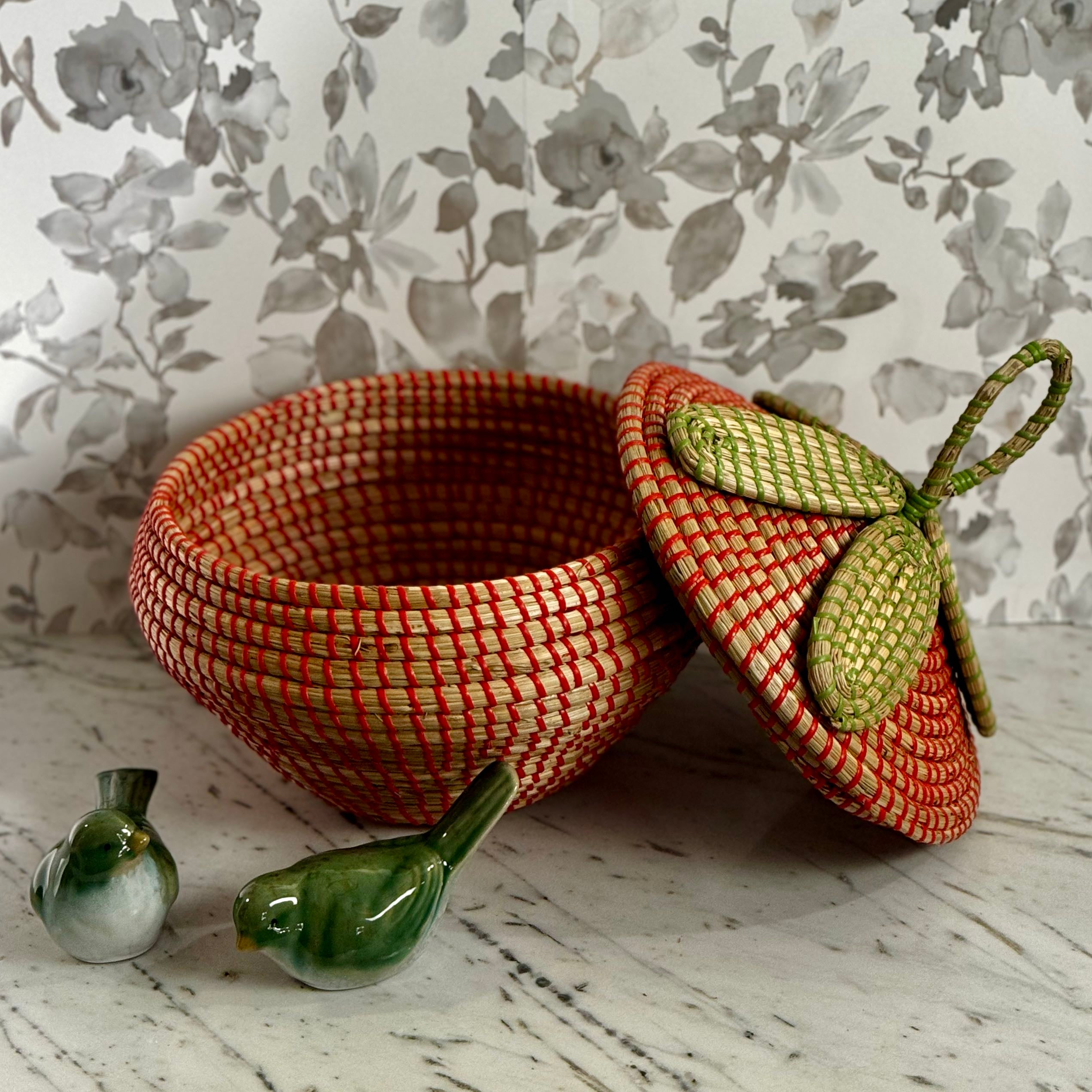 Strawberry Seagrass Basket