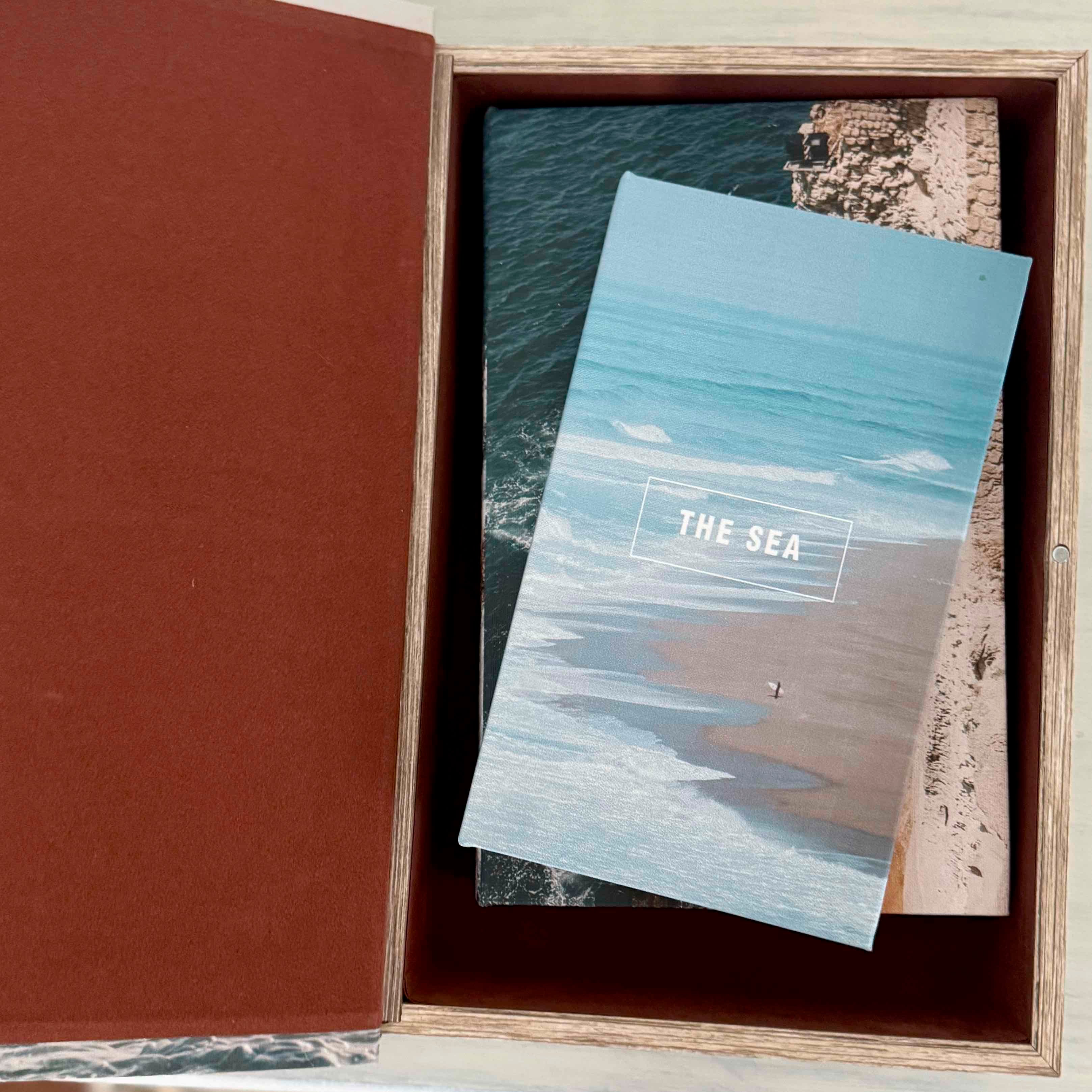 Surf Break Linen Storage Books